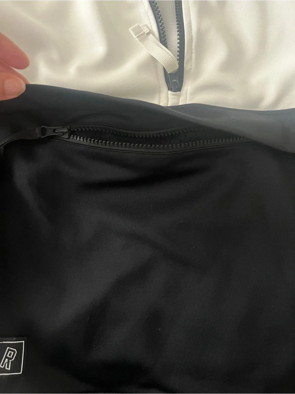 Nike Air Boys Youth Medium Quarter Zip Colorblock Pullover